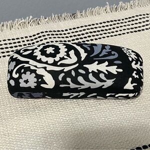 VERA BRADLEY / Marian Floral Hard Eye Glass Case